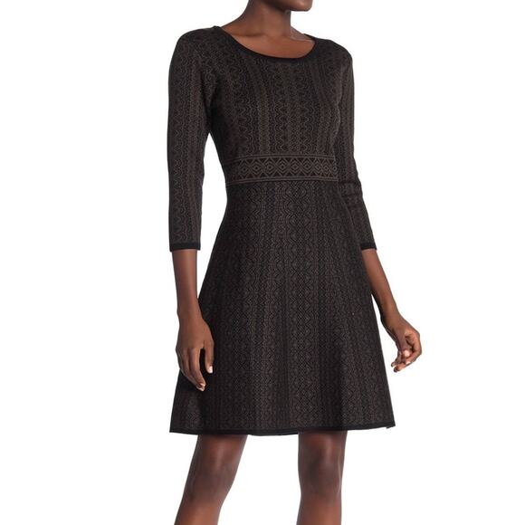 Nina Leonard Dresses & Skirts - Nina Leonard Women's Black/Olive Print Scoop Neck Fit & Flare Sweater Dress sz M